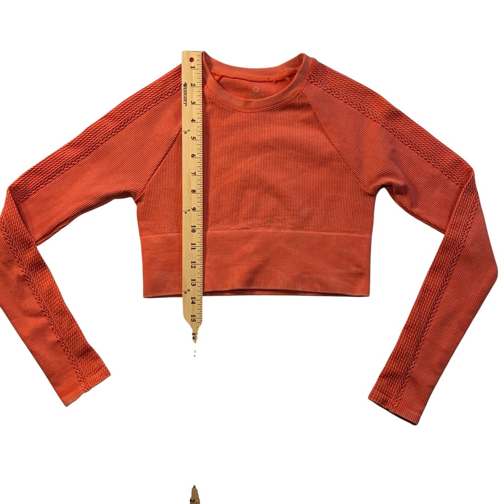 OFFLINE By Aerie Ribbed Long Sleeve Crop Top XS Coral Athletic Activewear - Picture 4 of 5